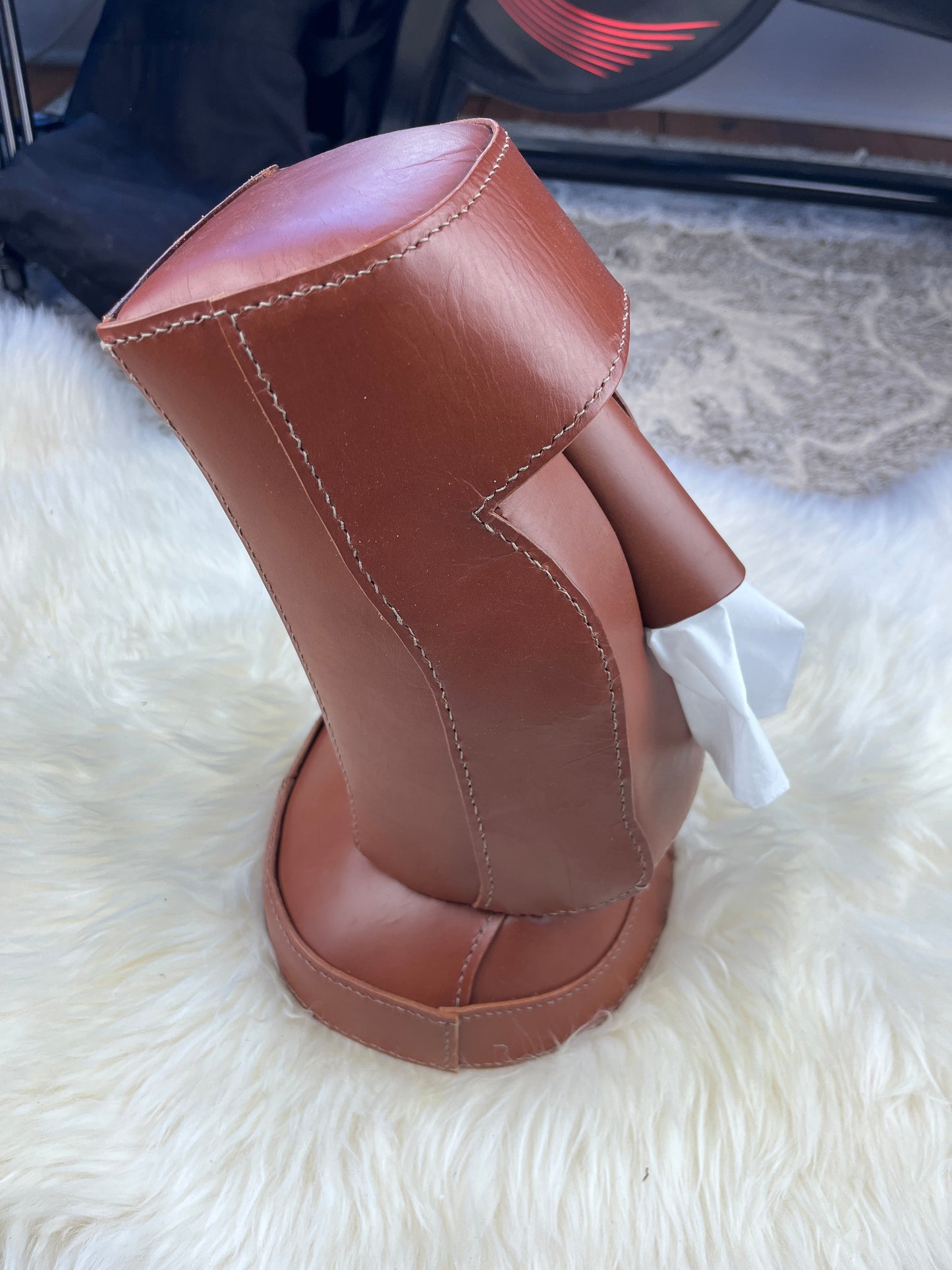 Moai home decor tissue holder